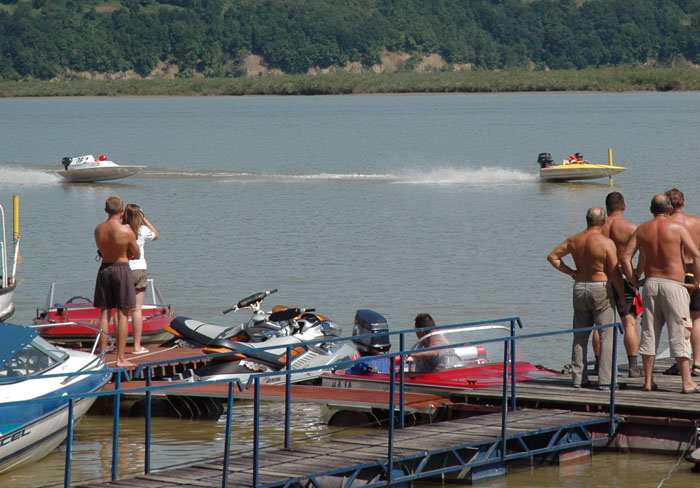 Wyścigi w klasie JT 250 Wyścigi w klasie JT 250