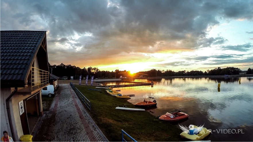 Zachód słońca nad Zalewem w Narożnikach - tak było dzień przed zawodami....