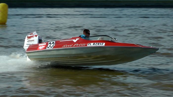 Łukasz Pierzchała z Nowosądeckiego Klubu Motorowodnego - 1 miejsce w Radgoszczy Łukasz Pierzchała z Nowosądeckiego Klubu Motorowodnego - 1 miejsce w Radgoszczy