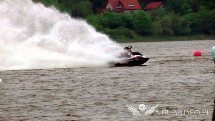 wyścigi skuterów Jezioro Rożnowskie