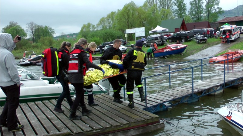 Pokaz ratownictwa wodnego nad Jeziorem Rożnowskim - 2013 Pokaz ratownictwa wodnego nad Jeziorem Rożnowskim - 2013