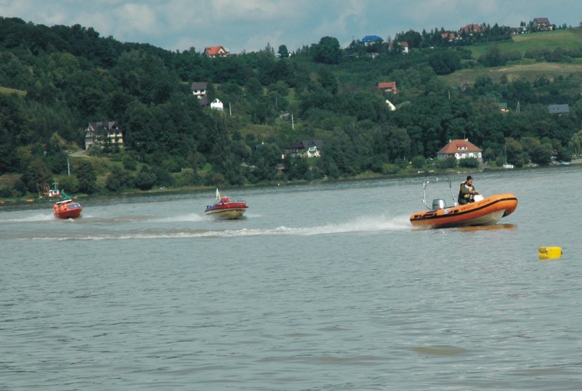 Wyścigi klast T1000 Jezioro rożnowskie 2010 Wyścigi klast T1000 Jezioro rożnowskie 2010